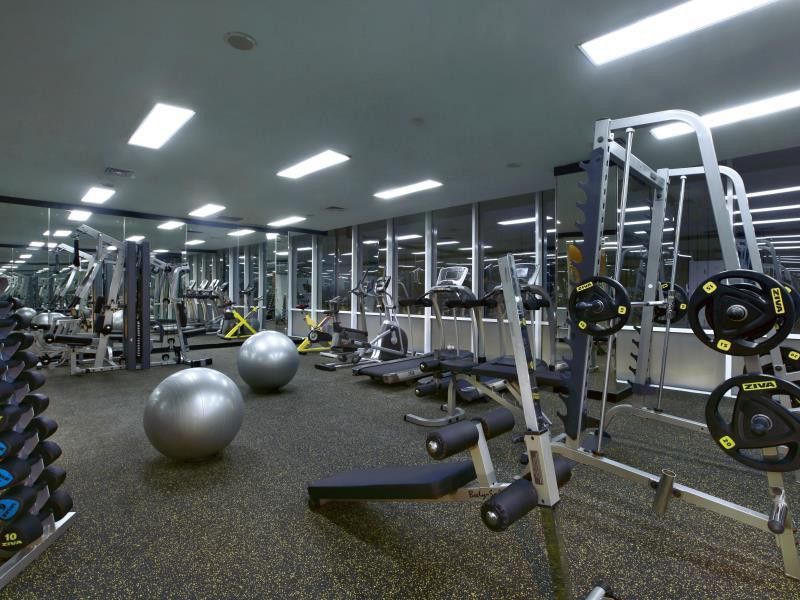 Aston Priority Simatupang And Conference Center होटल