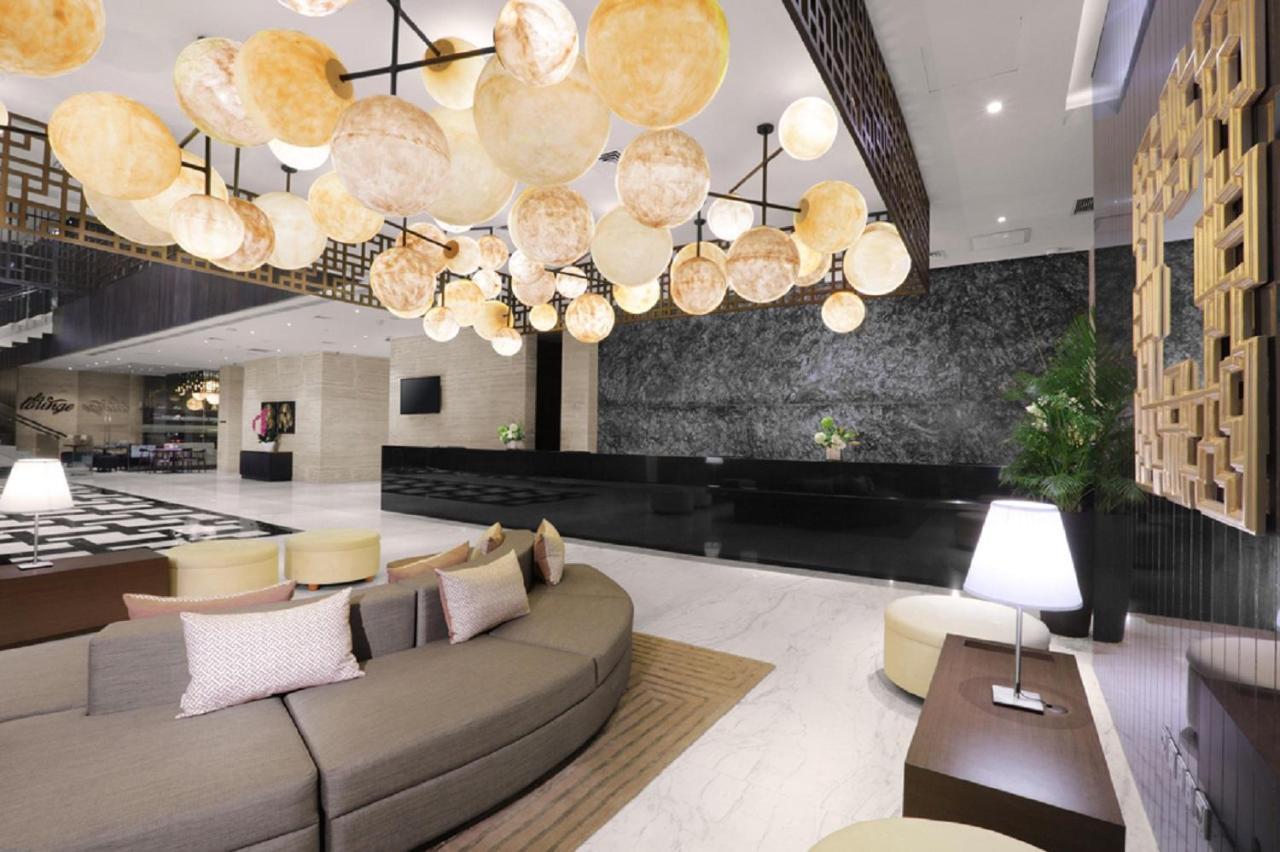 होटल Aston Priority Simatupang And Conference Center